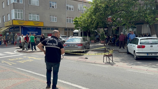 'Camide minibüs yıkama' diye uyaran muhtarı bıçakla yaraladı