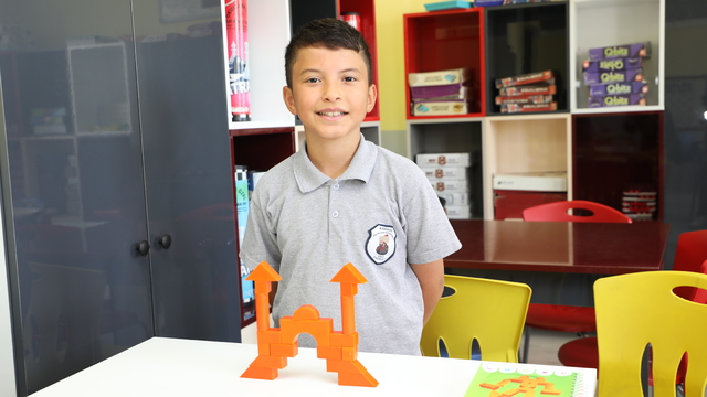 Karasu'dan 2 ilkokul öğrencisinden Akıl ve Zeka Oyunları Türkiye Şampiyonası'nda başarı