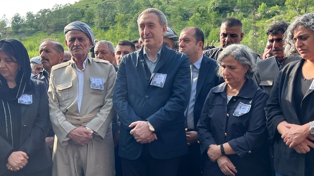 Eski BDP Genel Başkanı Hamit Geylani, Şemdinli'de toprağa verildi