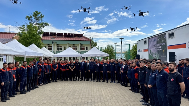 Kırşehir'de düzenlenen AFAD'ın "Dron ile Arazide Kayıp Arama Yarışması" sona erdi
