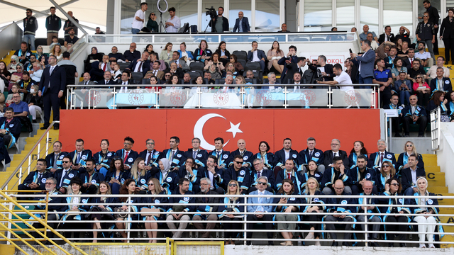 Kırklareli Üniversitesi'nde mezuniyet töreni düzenlendi
