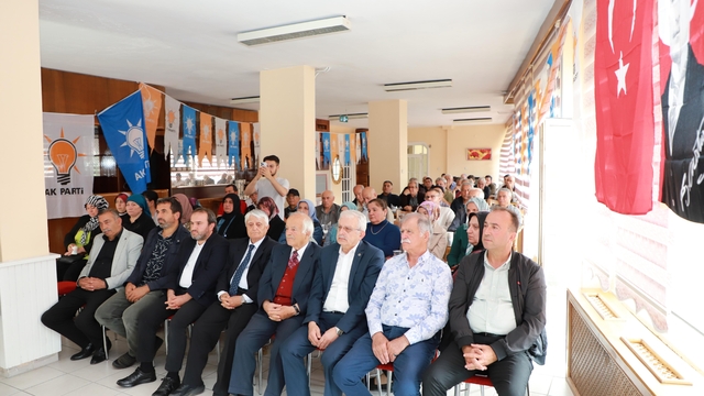 AK Parti Akseki İlçe teşkilatı bir araya geldi