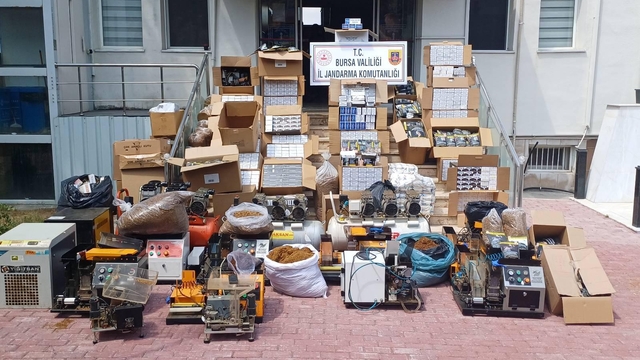 Bursa'da kaçakçılık operasyonunda 4 şüpheli yakalandı