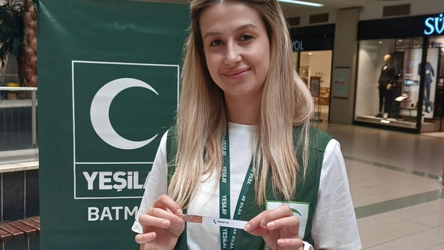 Yeşilay Batman'da vatandaşları tütün bağımlılığına karşı bilgilendirdi