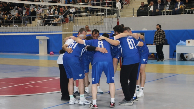 Şehit Mehmet Karaca Voleybol Turnuvası sona erdi