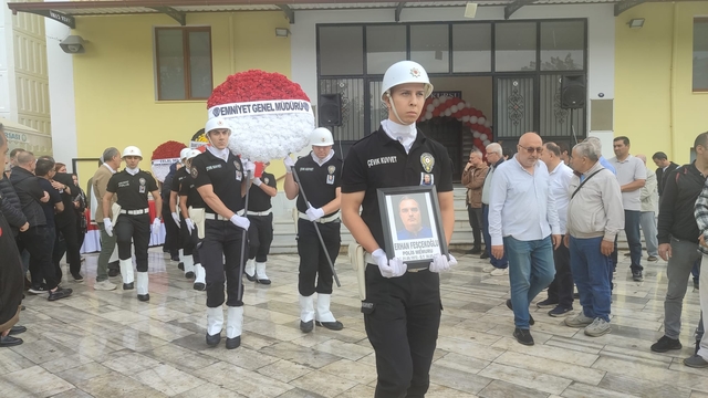 Hayatını kaybeden polis memuru Ödemiş'te son yolculuğuna uğurlandı