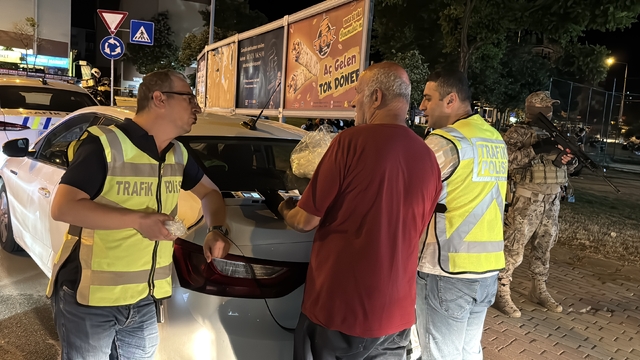 Edirne'de ehliyetsiz sürücünün yakalanmamak için yaptığı usulsüzlük "dronla" tespit edildi