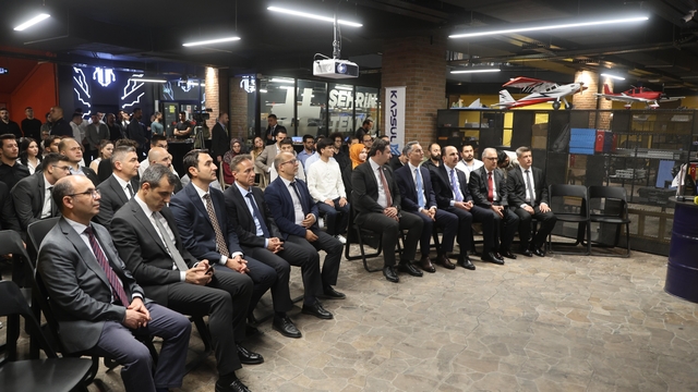 Konya Büyükşehir Belediyesi ve ASELSAN Konya "EnginHub" ile savunma sanayisine mühendis yetiştiriyor