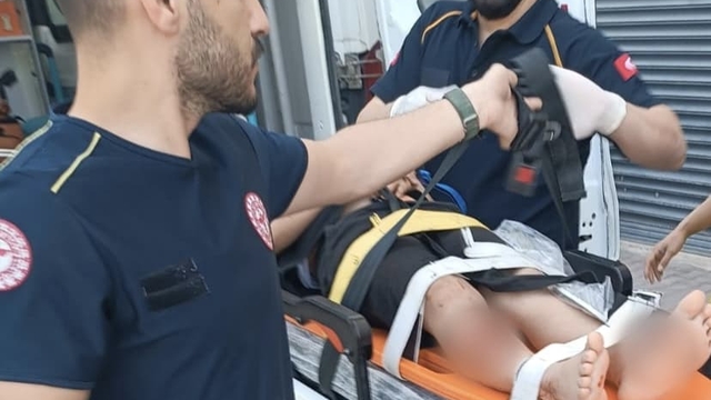 Nusaybin'de 2'nci katın balkonundan düşen çocuk yaralandı