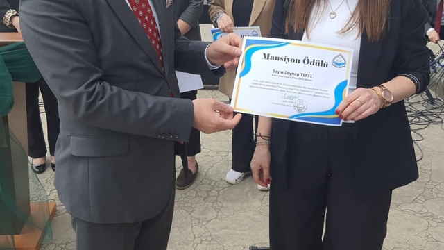 "Giresun'a Özgü Ürün Tasarlıyorum" yarışmasında dereceye girenler ödüllerini aldı