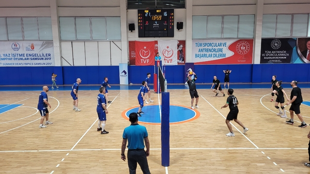 Tekkeköy'de şirketler arası voleybol turnuvası tamamlandı