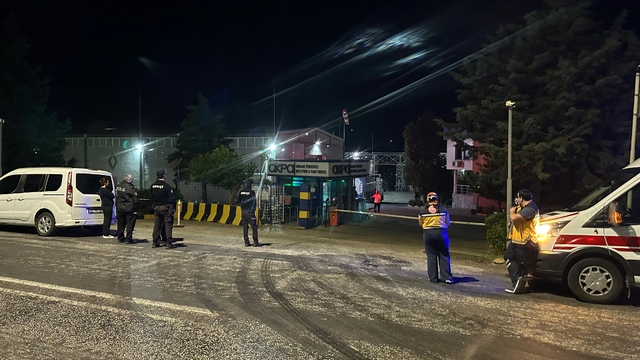 Tekirdağ'da kimya fabrikasında çıkan yangın hasara neden oldu