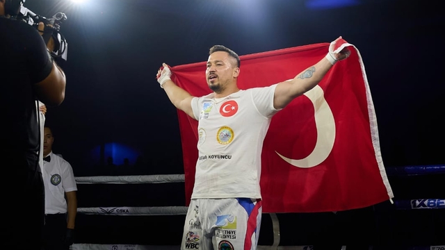 Fethiyeli boksör Kubilay'dan 17'nci zafer