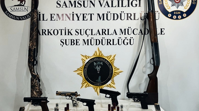 Samsun'da ruhsatsız silah operasyonunda 3 şüpheli yakalandı
