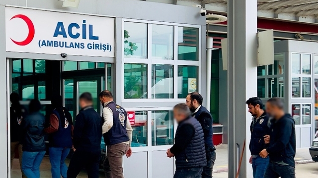 Afyonkarahisar'da dolandırıcılık operasyonunda 13 şüpheli tutuklandı