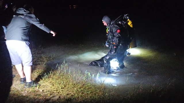 Bursa'da gölette alabora olan kayıktaki 4 kişiden biri öldü