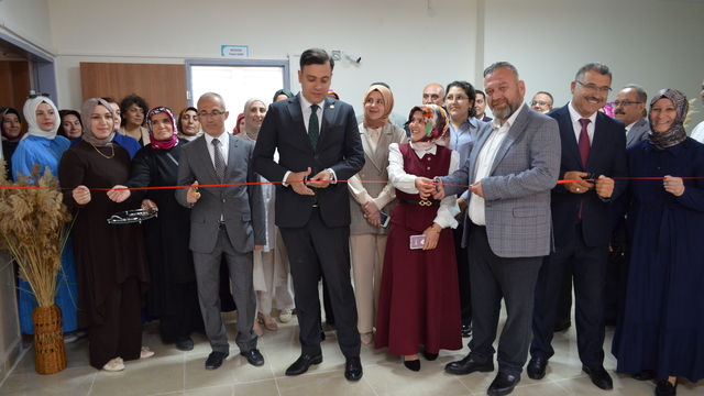 Şabanözü Halk Eğitimi Merkezinin yıl sonu sergi açılışı yapıldı