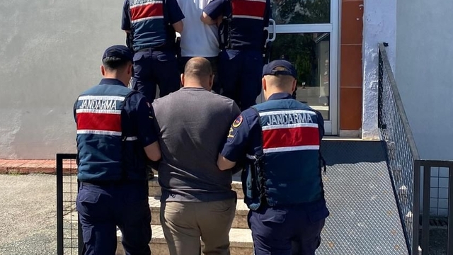 Kastamonu merkezli dolandırıcılık operasyonunda 5 şüpheli tutuklandı