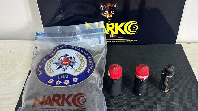 Düzce'de çantasında uyuşturucu ele geçirilen zanlı tutuklandı