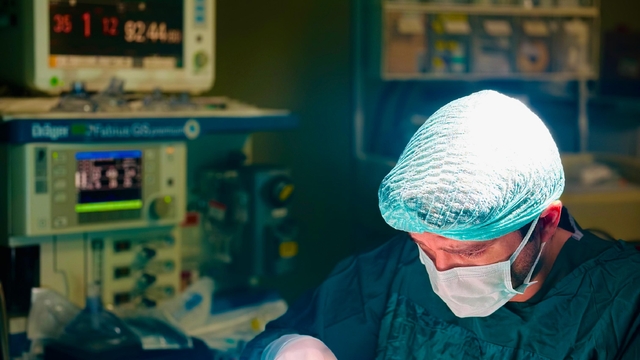 Siirt'te burun boşluğundaki kitle alınan hasta sağlığına kavuştu