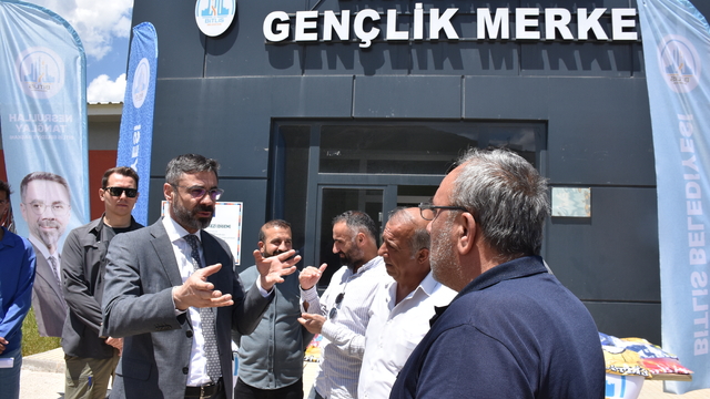 Bitlis'te amatör spor kulüplerine malzeme desteği