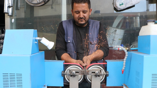 Kilisli bıçakçılarda "kurban" mesaisi