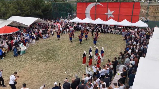 Bilecik'te Hıdırellez etkinliğine 10 bin kişi katıldı