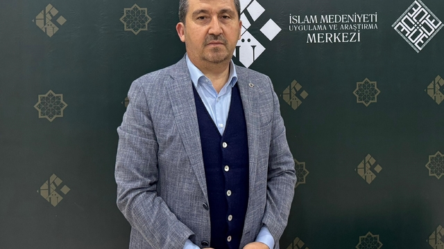 Aile ana akım medya ve dijital platformlarda da ahlaki sorumluluk gereği korunmalı