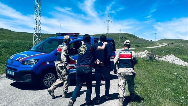 Erzurum'da aranması bulunan 136 kişi yakalandı