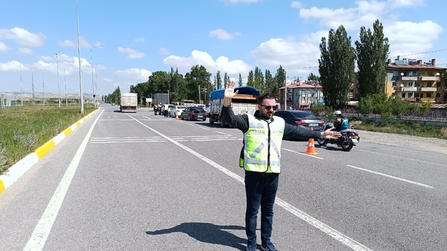 Ulaş'ta bayram öncesi trafik denetimleri artırıldı