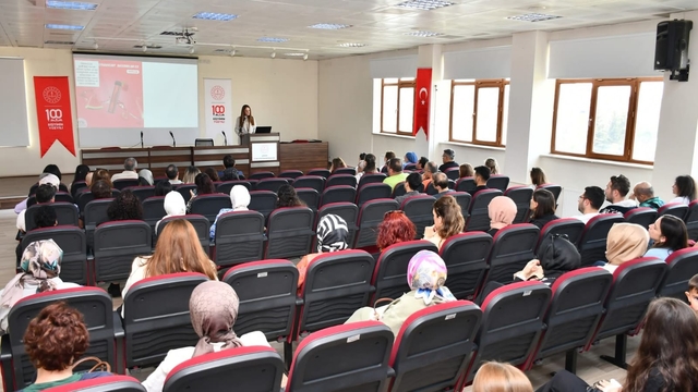 Rehber öğretmen ve danışmanlara elektronik sigara eğitimi verildi