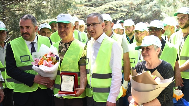 Pursaklar'da çöp toplama etkinliği düzenlendi