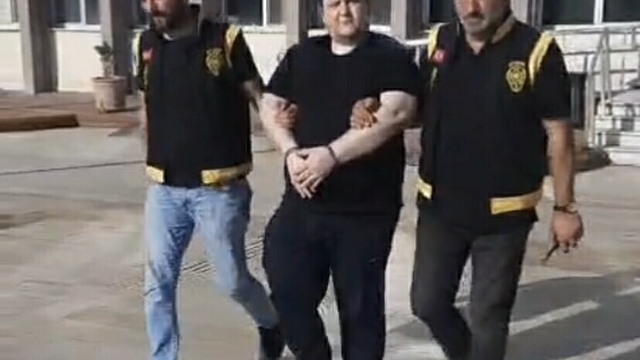 Aydın'da 30 yıl hapis cezası bulunan firari dolandırıcı yakalandı