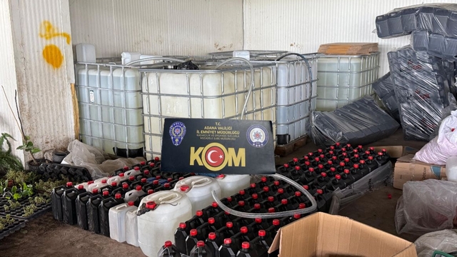 Adana'da 10 bin 120 litre kaçak etil alkol ele geçirildi
