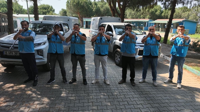 Tüf tüflü 'kurban yakalama timi' kaçan kurbanlıklara geçit vermeyecek