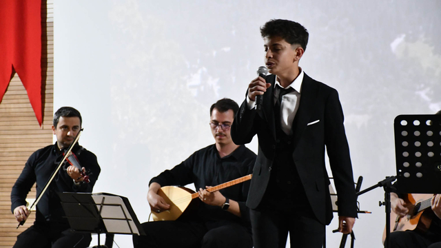 Sorgun'da Türk Halk Müziği Solo Ses Yarışması'nın finali yapıldı