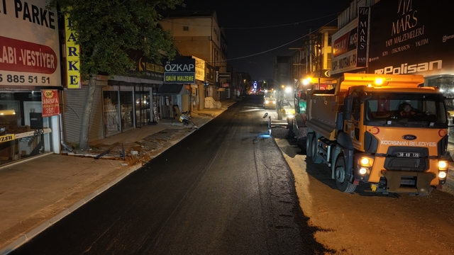 Kocasinan Belediyesi ekiplerinin asfalt çalışmaları sürüyor