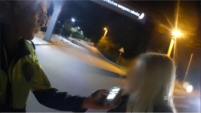 Direksiyon başında uyuyan alkollü sürücünün ehliyetine 2043'e kadar el konuldu