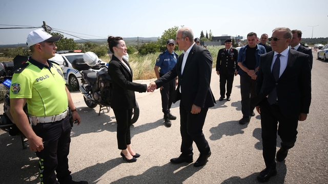 Çanakkale Valisi Ömer Toraman trafik denetimine katıldı