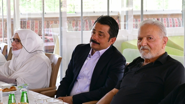 Kırşehir Valisi Demiryürek, huzurevi ve sevgi evlerini ziyaret etti