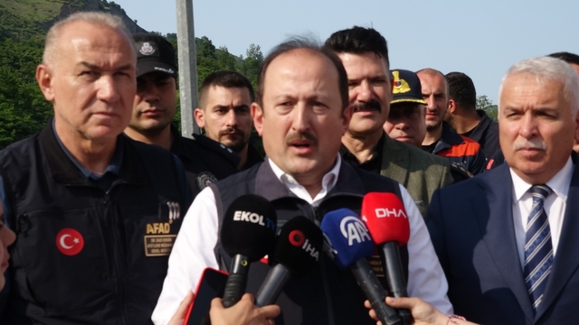 Selde kaybolan kişiyi arama çalışmalarında 4'üncü gün (2)