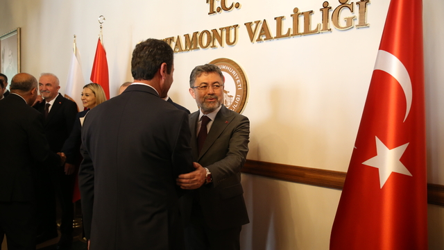 Tarım ve Orman Bakanı Yumaklı'dan orman yangını uyarısı: