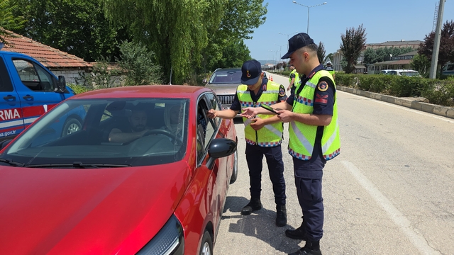 Bursa'da trafik uygulaması gerçekleştirildi