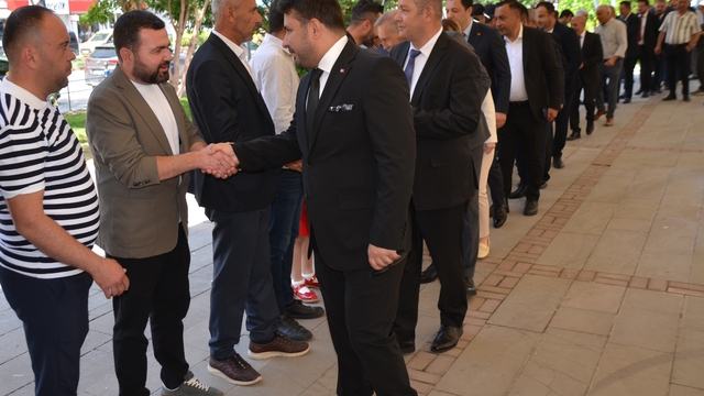 Kahramankazan'da bayramlaşma töreni düzenlendi