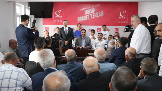 Saadet Partisi Genel Başkanı Arıkan, Kayseri'de bayramlaşma programında konuştu:
