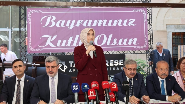 Afyonkarahisar'da bayramlaşma programı düzenlendi