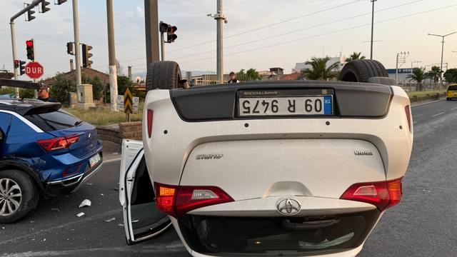 Aydın'da ciple otomobilin çarpıştığı kazada 5 kişi yaralandı
