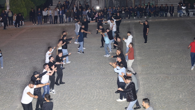 Çankırı'da gençler "sinsin" oyunuyla eğlendi