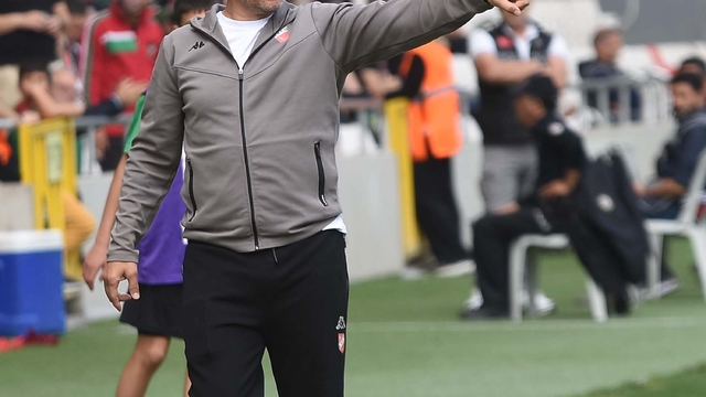 Karşıyaka'da Yıldırım yolcu