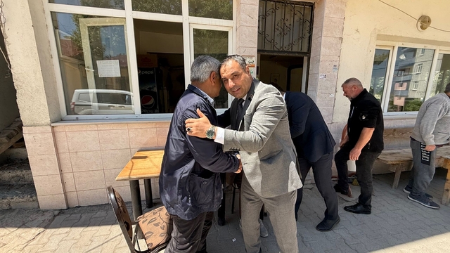 Akıncılar Belediye Başkanı Sevinç, vatandaşlarla bayramlaştı